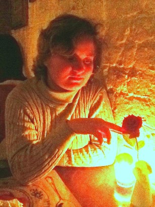 А там, где потихоньку падал снег