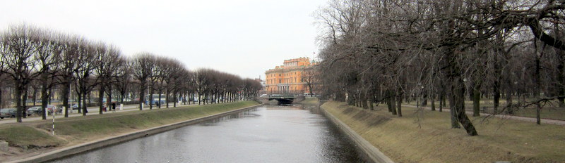 В Летнем саду