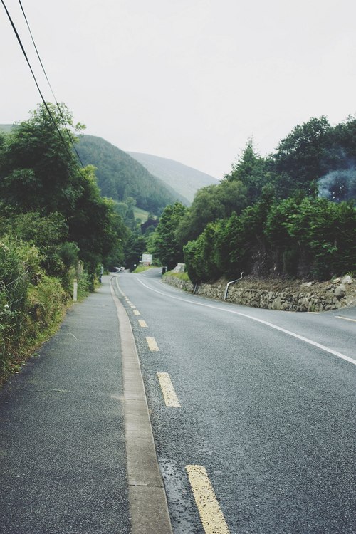 Нам дают мечты наши билеты