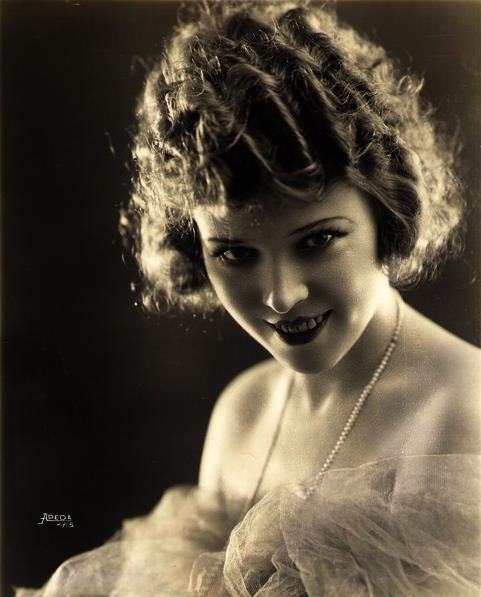 Незаконченность застыла в движении