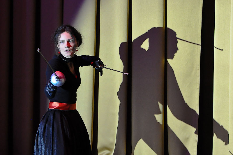 Защищайтесь, Сударь!