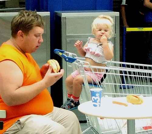 Дядя, я хочу хот-дог...