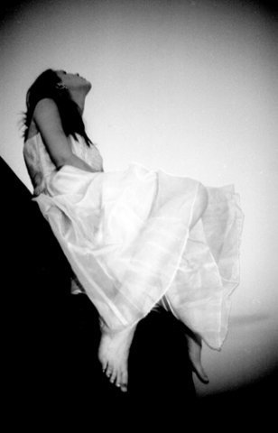 Его любовь для неё непонятна...