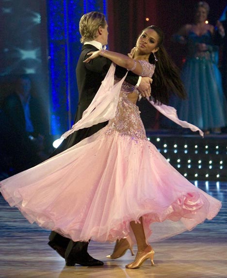 Вальс может стать моей судьбою!