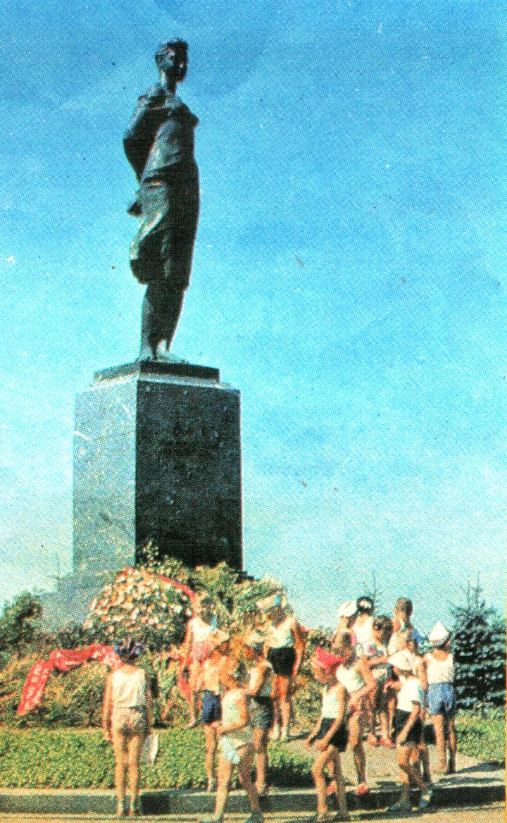 Петр иконников скульптор биография личная жизнь