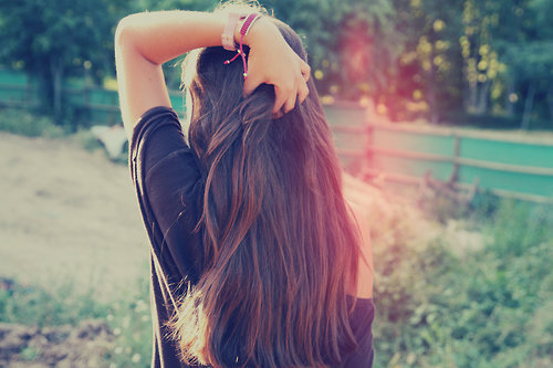 Солнце льется лимонным соком