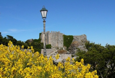 Замок Пеполи-э-Венере