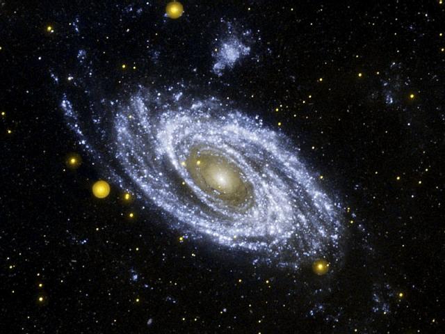 Парсек отмеривать меж взмахами ресниц...