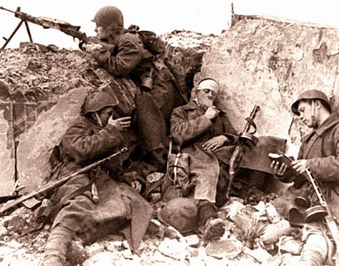 Войны не знали мы, и все же... Николай Дмитриев