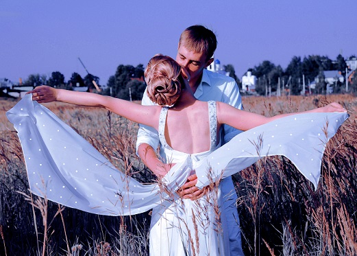 Не отнимайте крылья у любви!