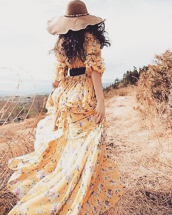 Позволь, признаться,