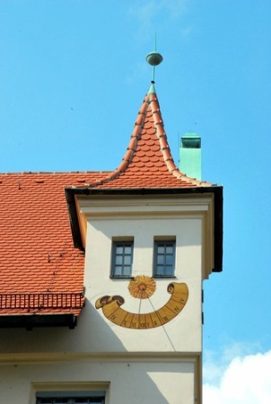 Часы улыбка