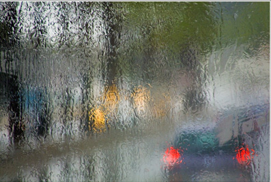 Уносит ветер грозовые тучи