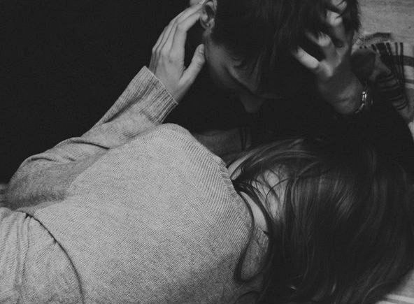 Я проникаю в пустоту четырёх стен...