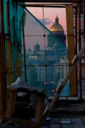 Безумство, предавать любовь...