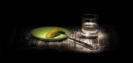 С полуночной лампой наедине