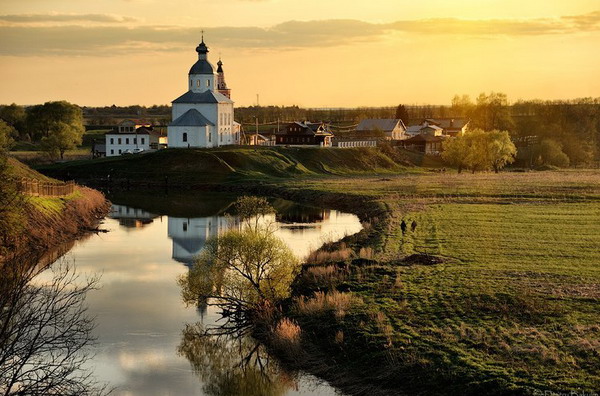 В сердце отдавался перезвон...