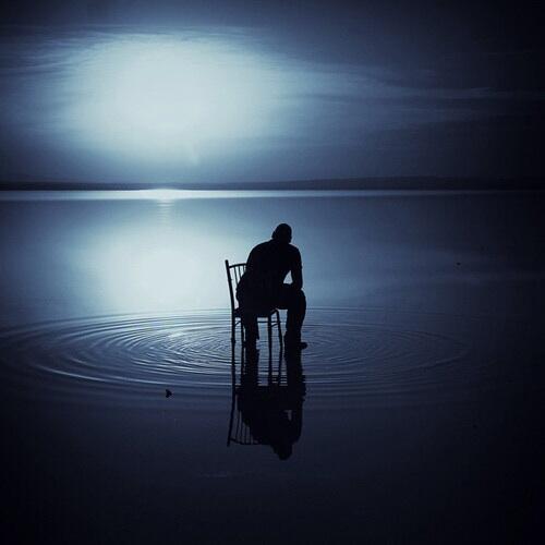 Я белизной зимы остужен...