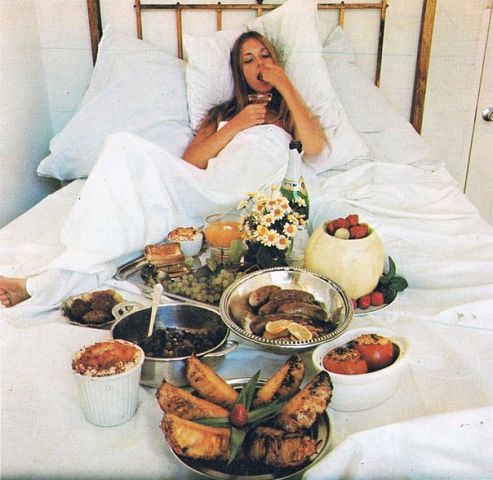 Муж на убой наверное решил кормить...