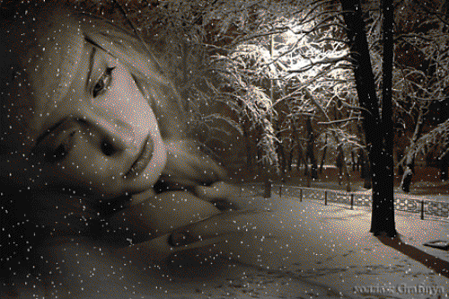 Красивый снег над городом кружит