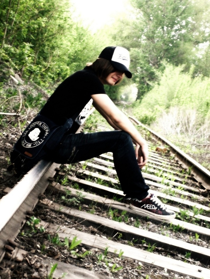 Рельсы и шпалы...