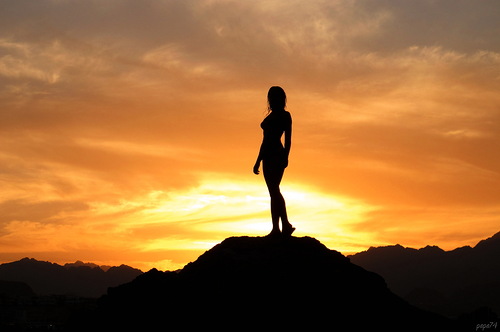 Лишь красота, как символ мира! Романс