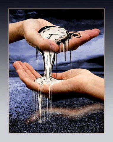 Время словно сквозь пальцы вода