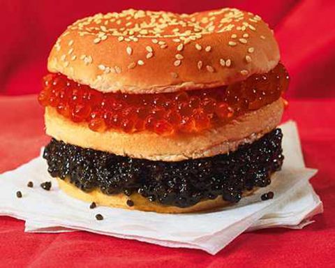 И пусть сегодня стыло в прошлых датах...