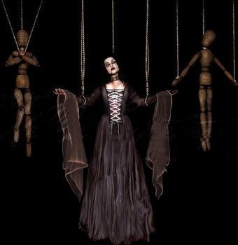 Торговец марионетками