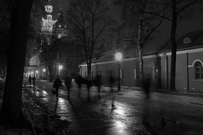 Сказка о том, как злой коротышка солнце украл