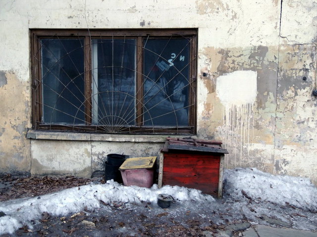 Пол страны болеет...