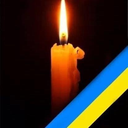 Тишина накинула сеть на встревоженный город...