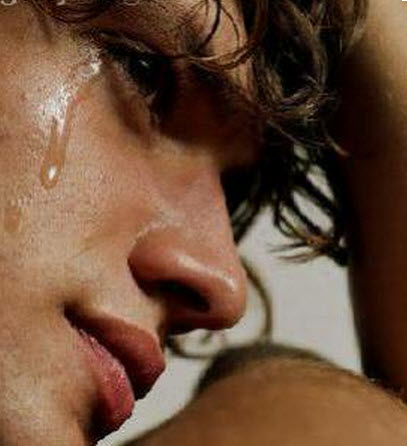 Пытаясь любовь возвратить