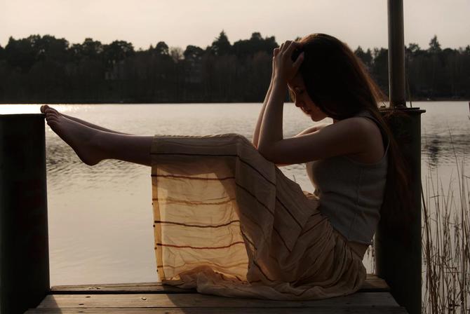 Нам встречаться с тобой теперь надо ли