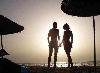 Побродить бы с тобой по песку