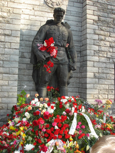 В вечность уходят солдаты