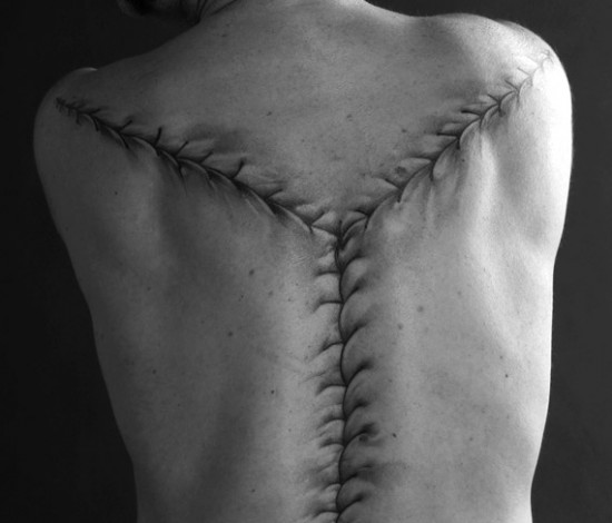 Шей меня острыми иглами тонкими..