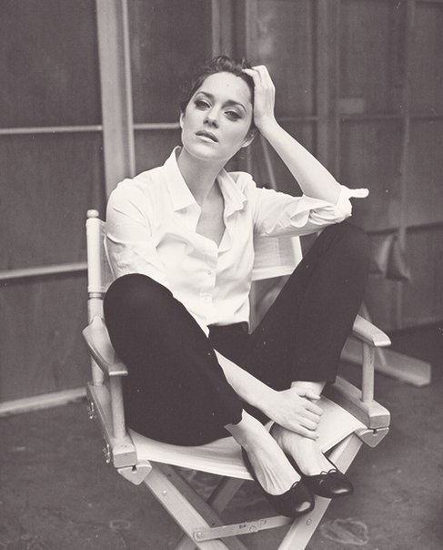 Сидит мужчина, и на жизнь пеняет...