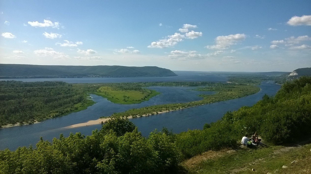 Снова уходит лето