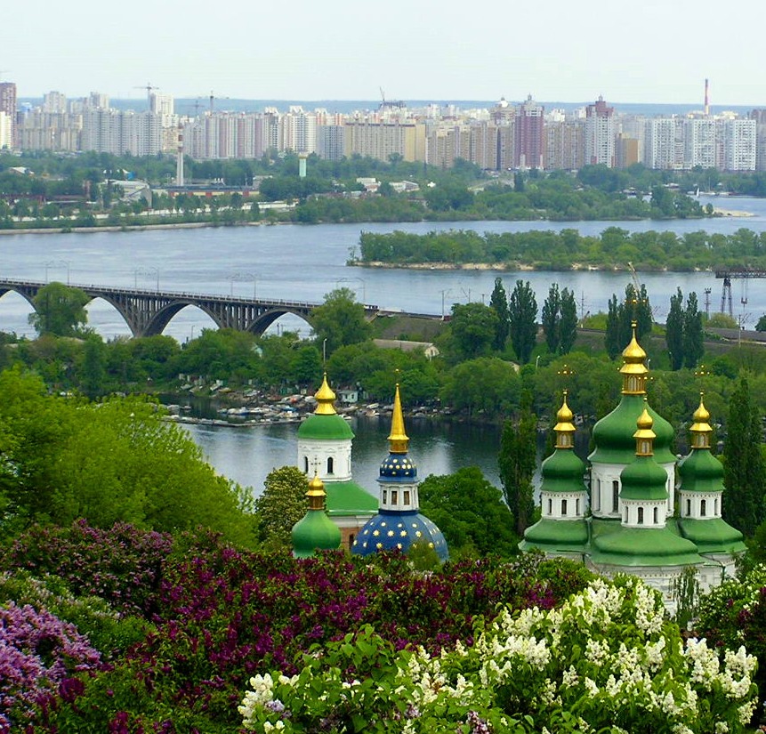 За родную Украину молимся Творцу!