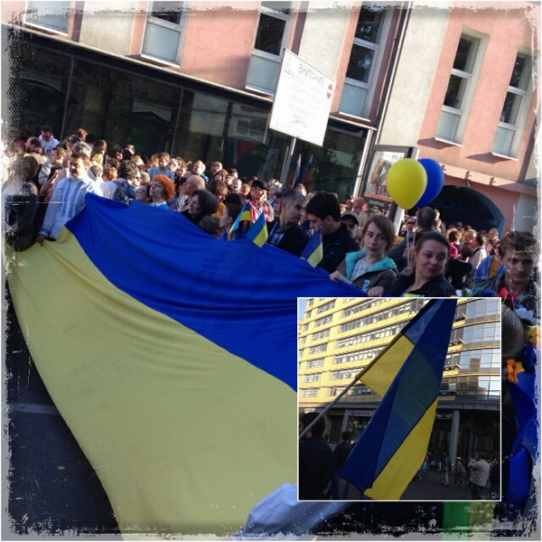 Мирный марш в защиту свободы...