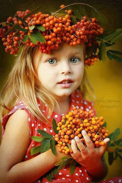 Здравствуй, девочка-осень!