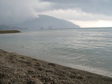 Холодный берег Гурзуфа. 24. 09. 2013