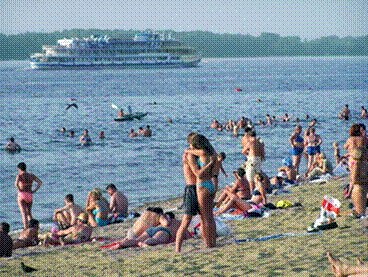 Летний пляж