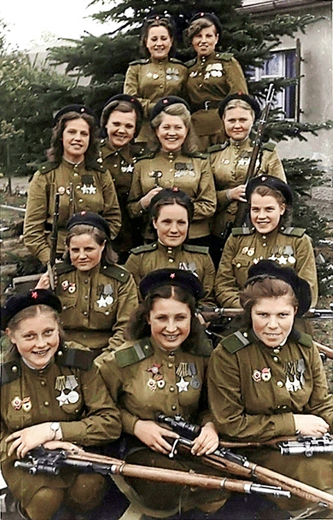 Девушки с милыми лицами