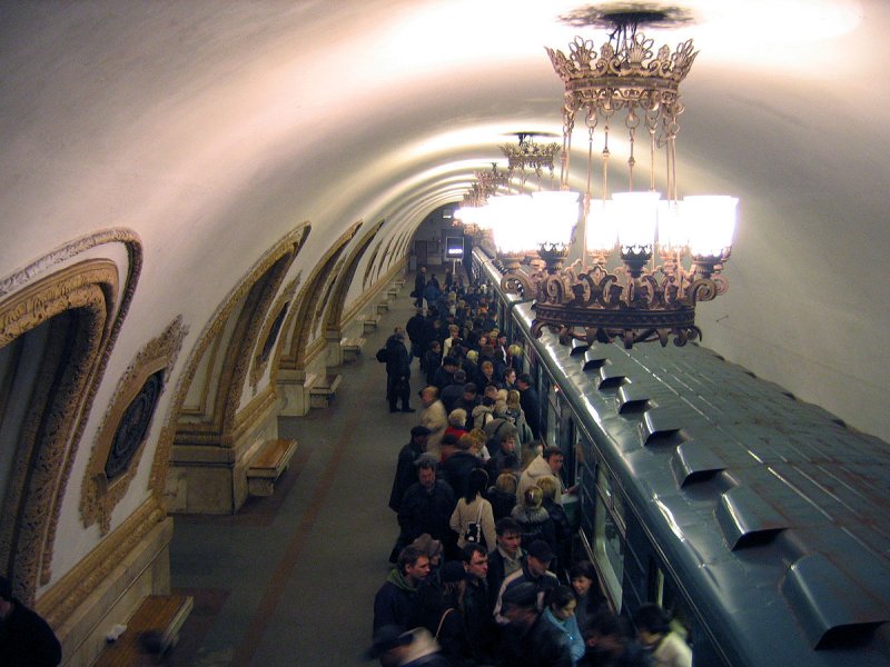 Как маятник... в метро...