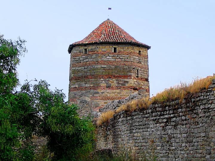 Девичья башня. Новелла