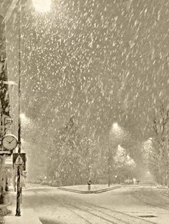 И в каком-то чудном блеске...