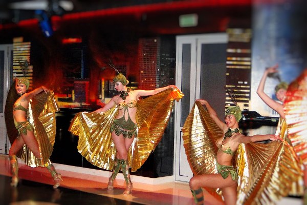 Мадемуазель...