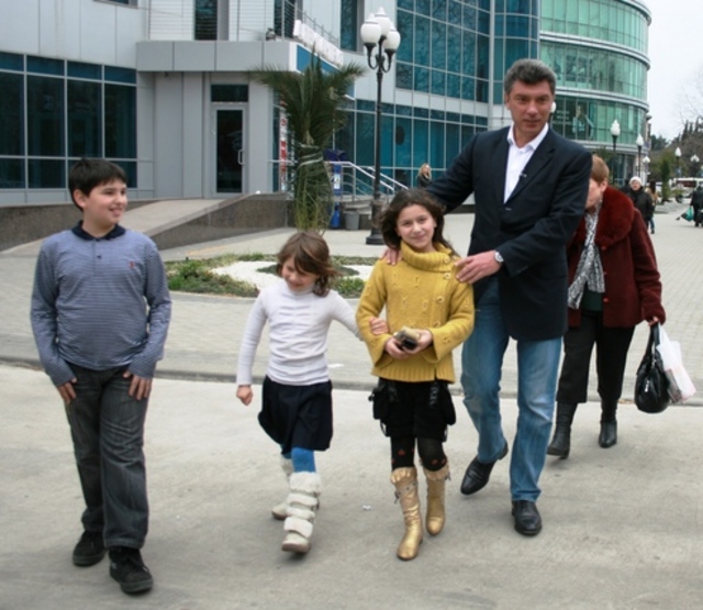 Вы, господа, cherchez la femme...